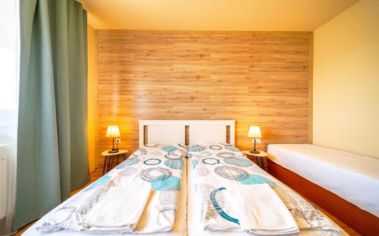 Apartmány Karmon Park Veľký Meder Kültér fotó
